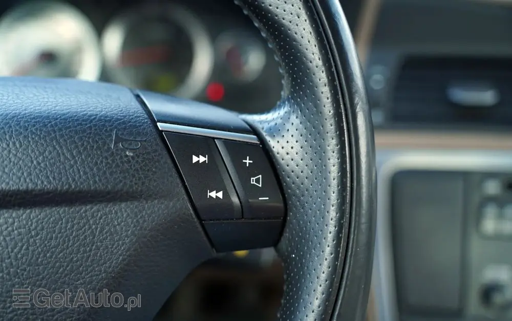 VOLVO S60 2.4 Summum