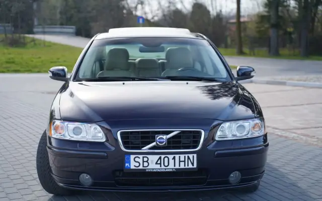 VOLVO S60 2.4 Summum