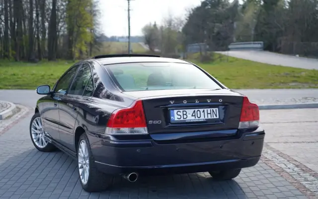 VOLVO S60 2.4 Summum