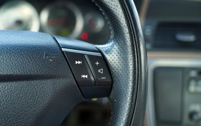 VOLVO S60 2.4 Summum