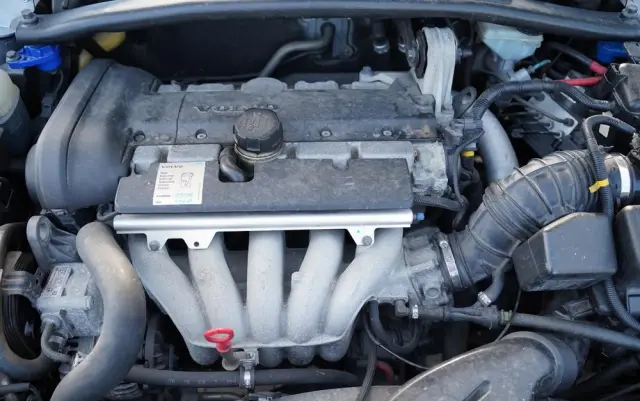 VOLVO S60 2.4 Summum