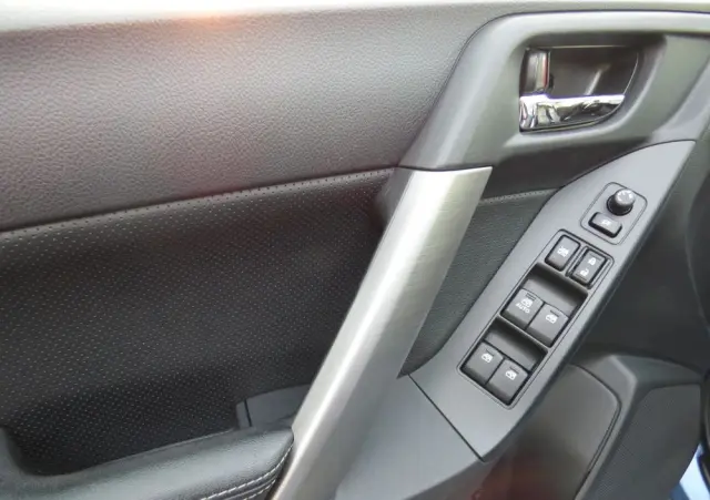 SUBARU Forester 2.0 D Exclusive Lineartronic