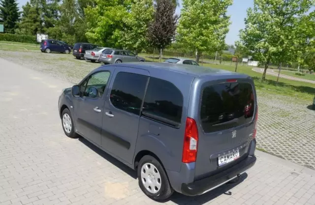 PEUGEOT Partner 