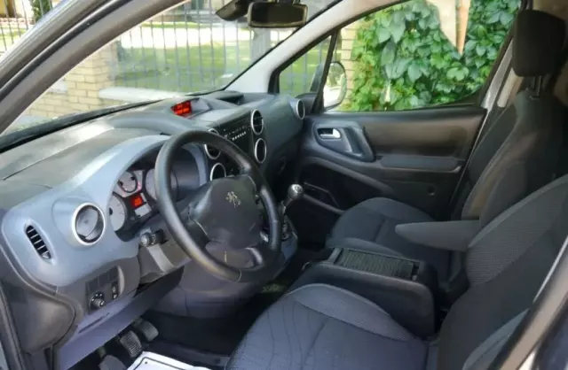 PEUGEOT Partner 