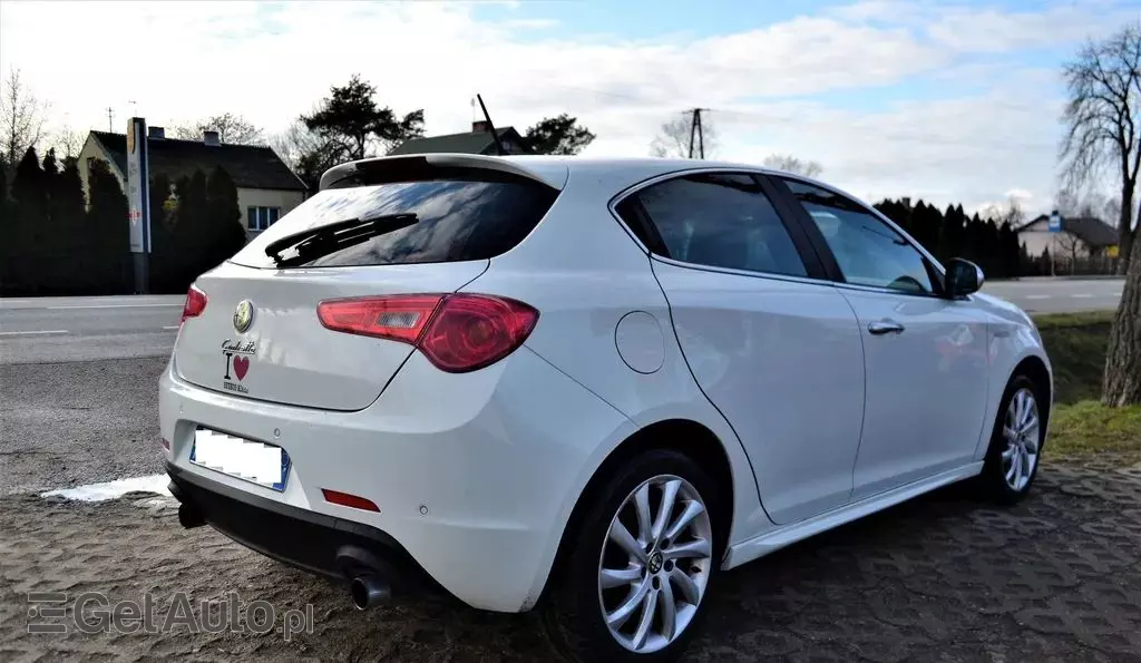 ALFA ROMEO Giulietta 