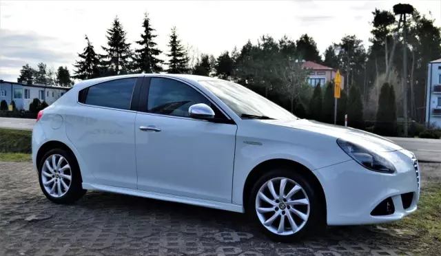 ALFA ROMEO Giulietta 