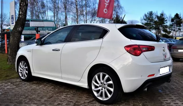 ALFA ROMEO Giulietta 