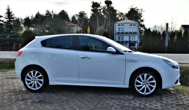 ALFA ROMEO Giulietta 