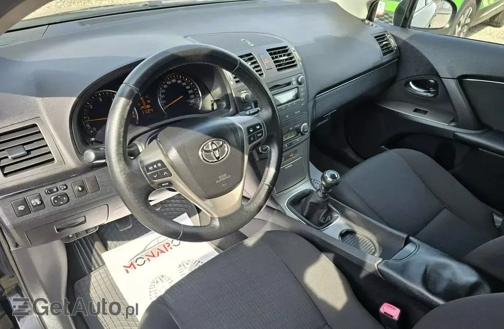 TOYOTA Avensis 