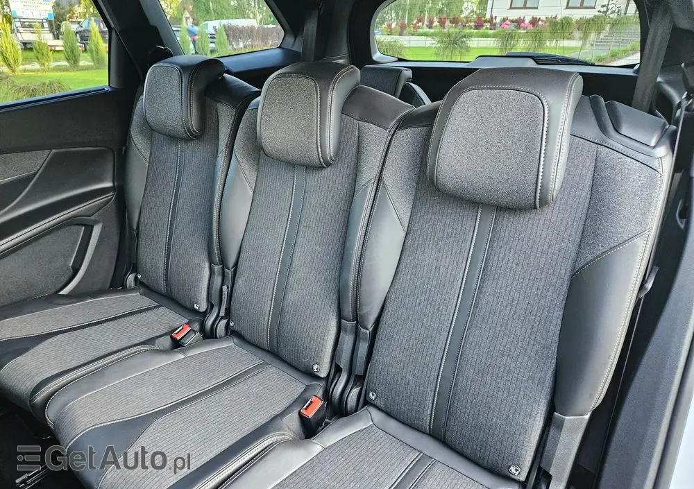 PEUGEOT 5008 1.6 BlueHDi Style 7os