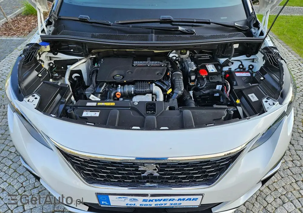 PEUGEOT 5008 1.6 BlueHDi Style 7os