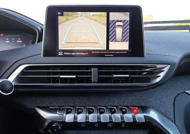 PEUGEOT 5008 1.6 BlueHDi Style 7os