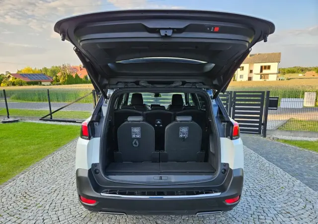 PEUGEOT 5008 1.6 BlueHDi Style 7os