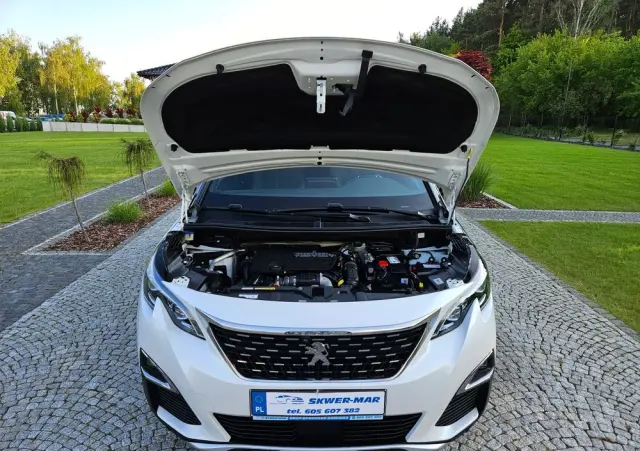 PEUGEOT 5008 1.6 BlueHDi Style 7os