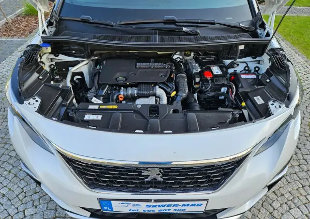PEUGEOT 5008 1.6 BlueHDi Style 7os