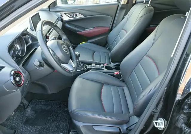 MAZDA CX-3 SKYACTIV-G 120 FWD Sports-Line