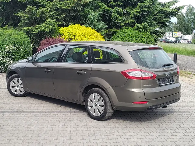 FORD Mondeo Silver X