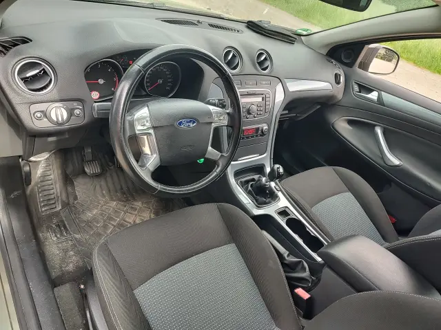 FORD Mondeo Silver X