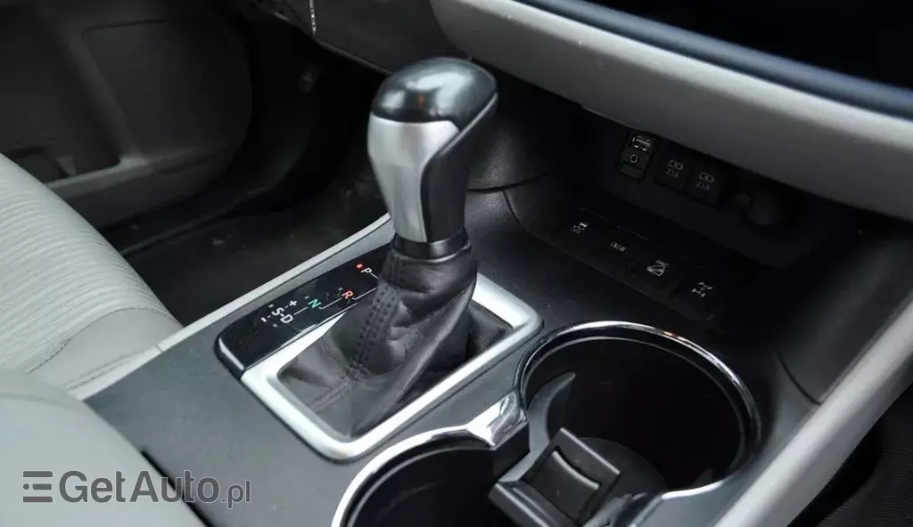 TOYOTA Highlander 3.5 V6 (249 KM) 4x4 Automatic