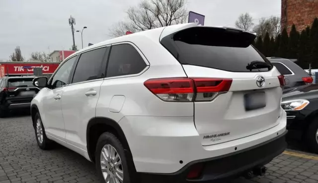 TOYOTA Highlander 3.5 V6 (249 KM) 4x4 Automatic