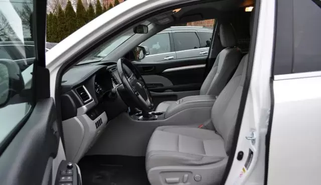 TOYOTA Highlander 3.5 V6 (249 KM) 4x4 Automatic