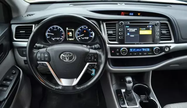 TOYOTA Highlander 3.5 V6 (249 KM) 4x4 Automatic