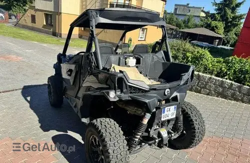 CAN-AM Maverick 