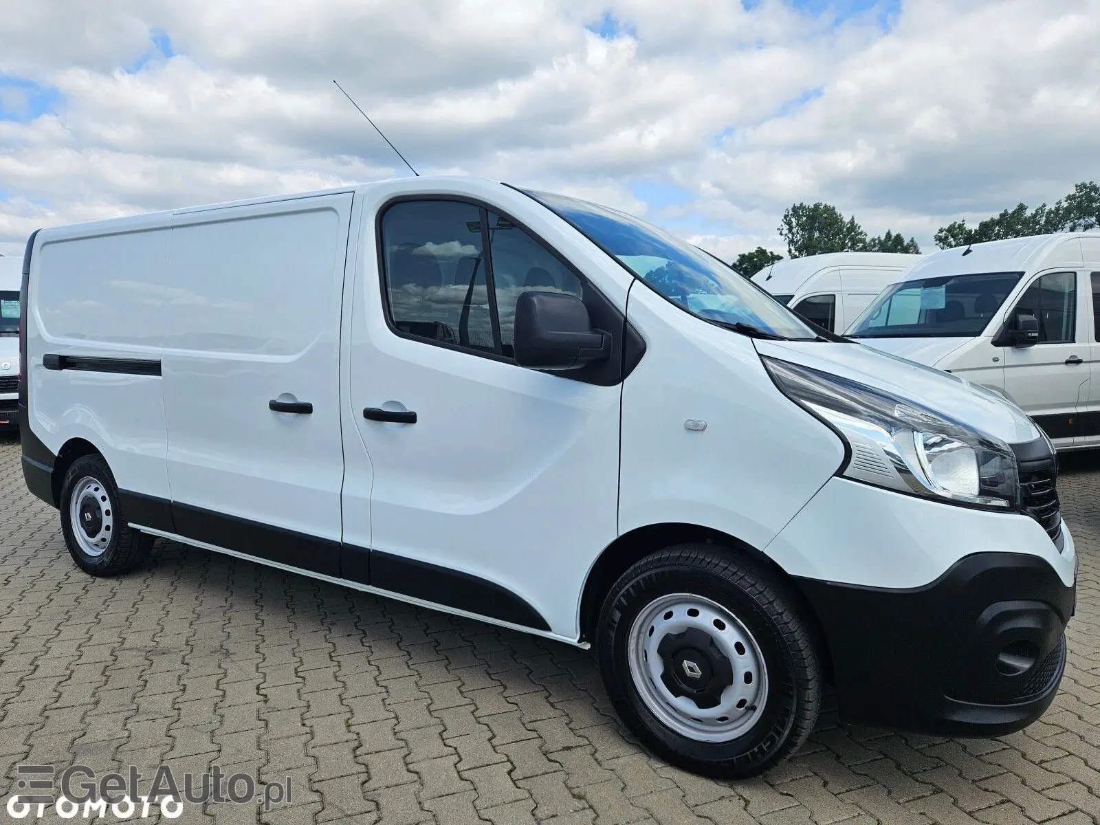 RENAULT Trafic L2H1 Pack Clim (1200)