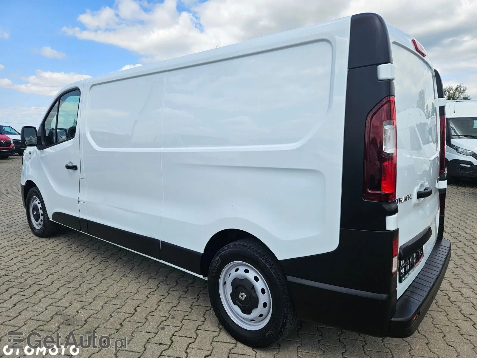 RENAULT Trafic L2H1 Pack Clim (1200)