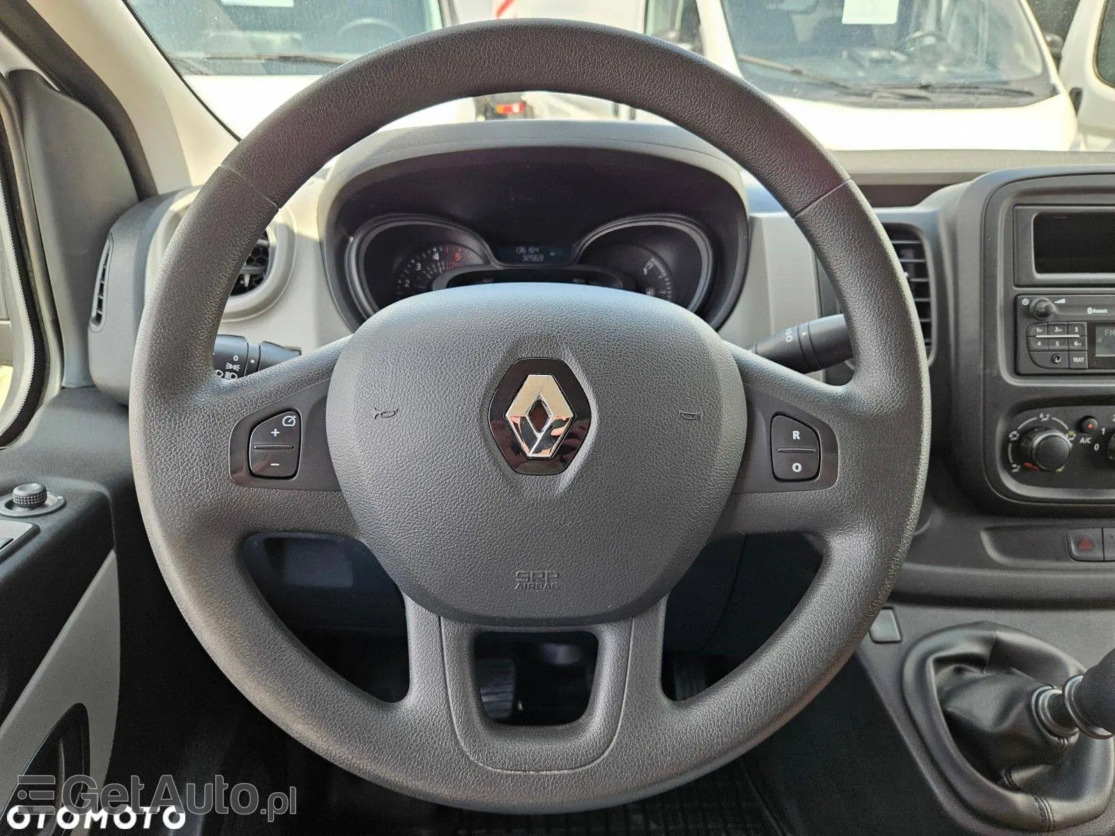 RENAULT Trafic L2H1 Pack Clim (1200)