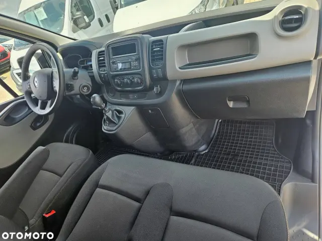 RENAULT Trafic L2H1 Pack Clim (1200)