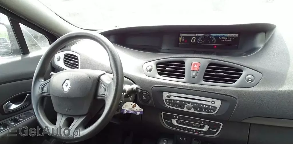 RENAULT Grand Scenic 