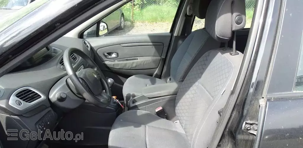 RENAULT Grand Scenic 