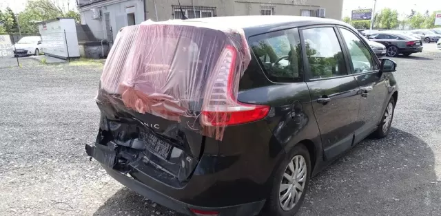 RENAULT Grand Scenic 