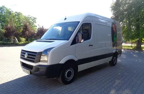 VOLKSWAGEN Crafter 