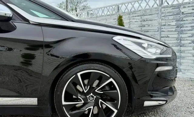 CITROEN DS5 