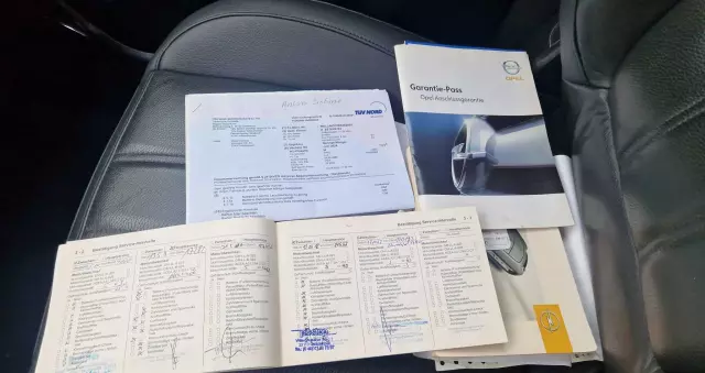 OPEL Antara 2.0 CDTI Automatik 4x4 Cosmo