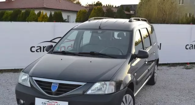 DACIA Logan 