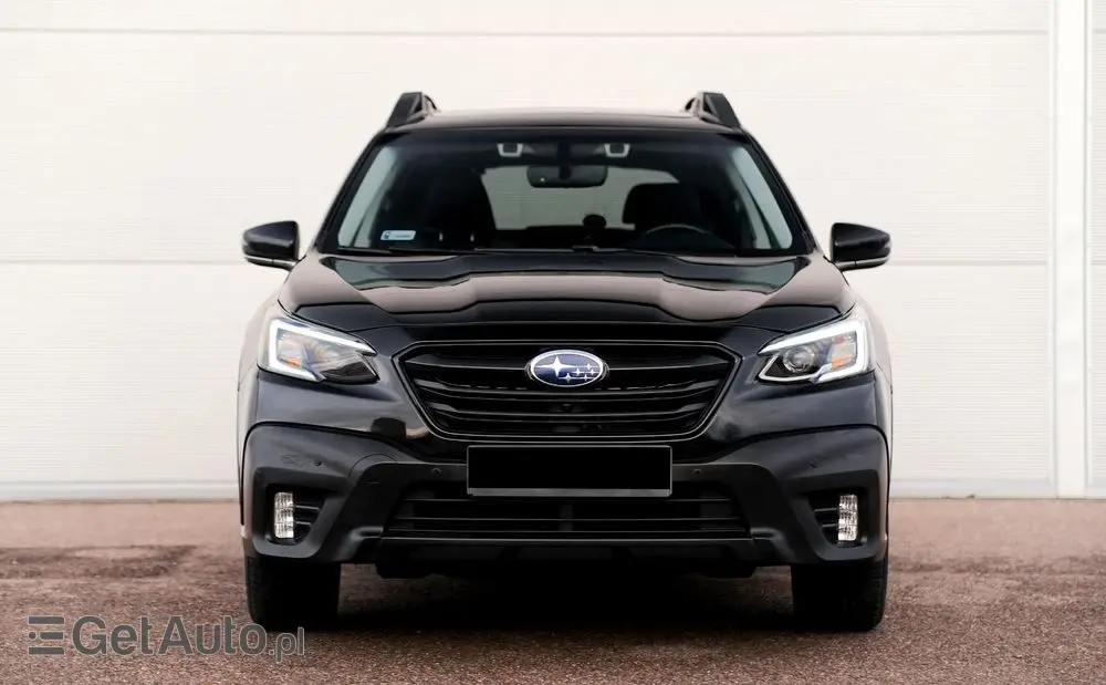 SUBARU Outback 