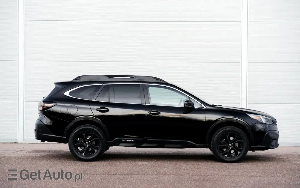 SUBARU Outback 