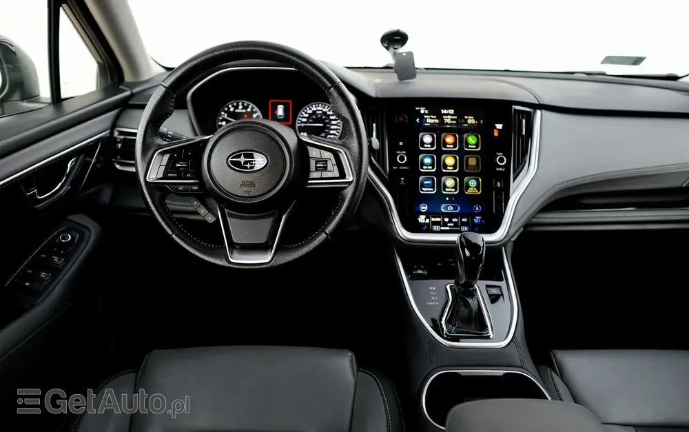 SUBARU Outback 