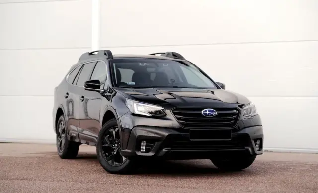 SUBARU Outback 