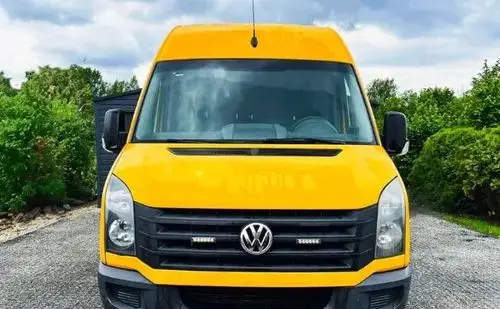 VOLKSWAGEN Crafter 