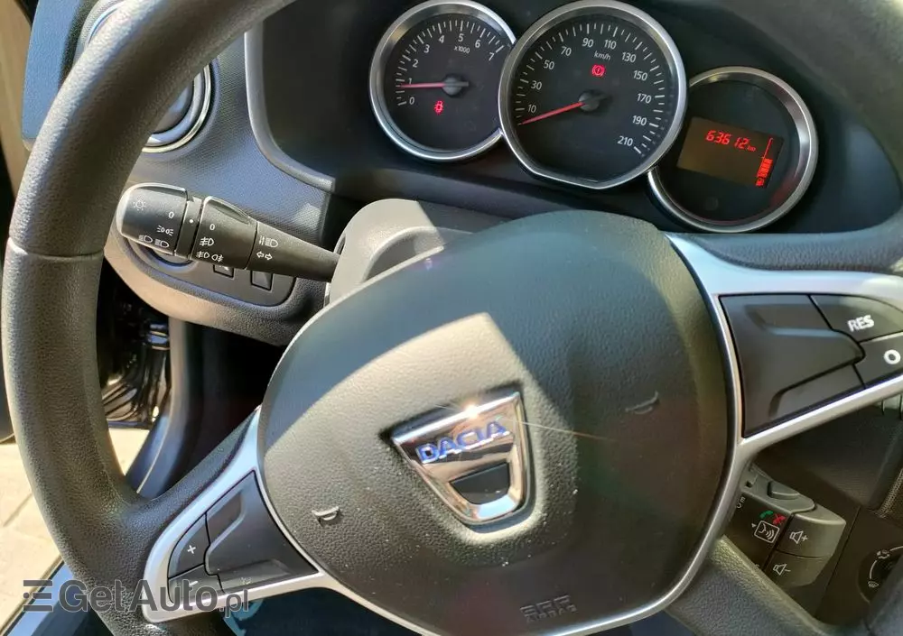 DACIA Sandero 1.2 16V 75 Laureate