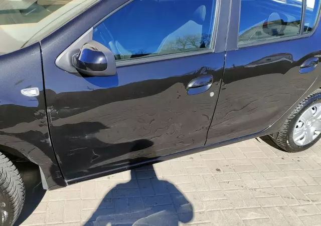 DACIA Sandero 1.2 16V 75 Laureate