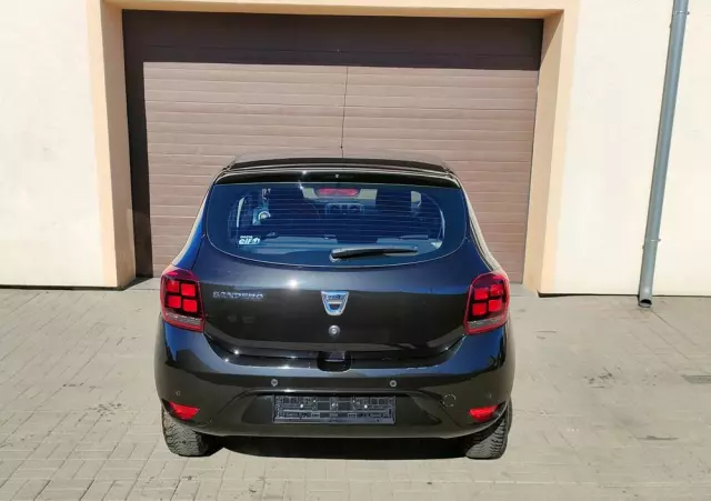 DACIA Sandero 1.2 16V 75 Laureate