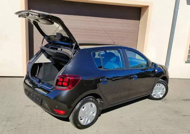 DACIA Sandero 1.2 16V 75 Laureate