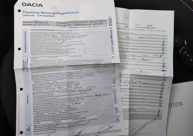 DACIA Sandero 1.2 16V 75 Laureate