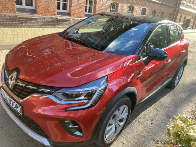 RENAULT Captur Intens