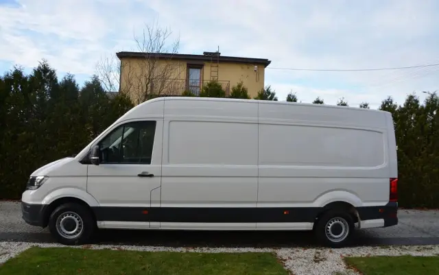 VOLKSWAGEN CRAFTER 